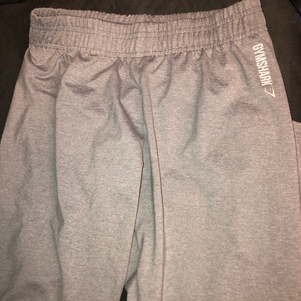Gray gymshark leggings